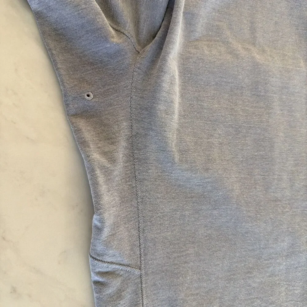 Lululemon Commission Long Sleeve Shirt M Gray Minimalist Athleisure Clean Modern